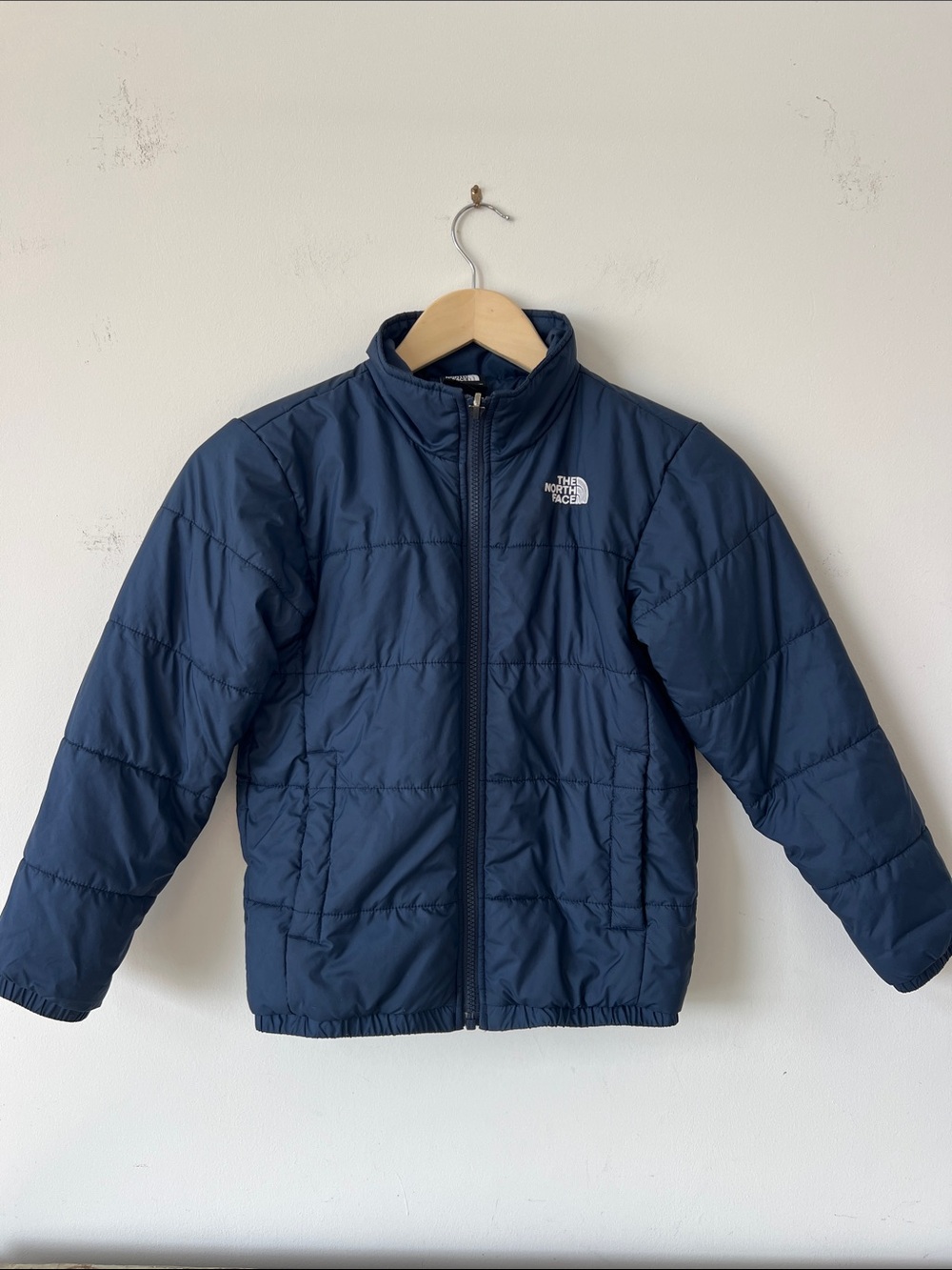 The North Face Navy Puffer Jacket Youth Small Kids Winter Coat